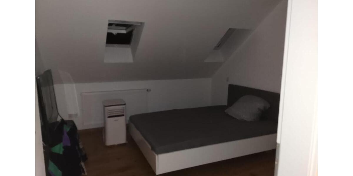 Dachgeschoßwohnung Saarbrücken Brebach-Fechingen - 2 Zimmer, 57 m&sup2;, 550&euro; | Angebot:24860176