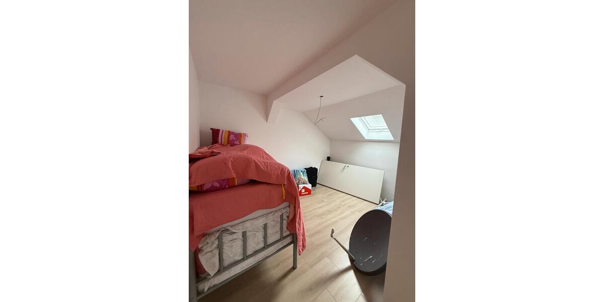 Dachgeschoßwohnung Steimbke - 4 Zimmer, 950&euro; | Angebot:22517876