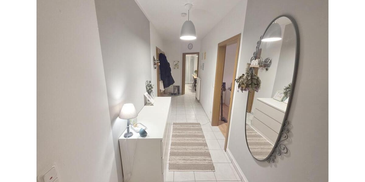 Dachgeschoßwohnung Sankt Augustin - 3 Zimmer, 80 m&sup2;, 760&euro; | Angebot:24750942