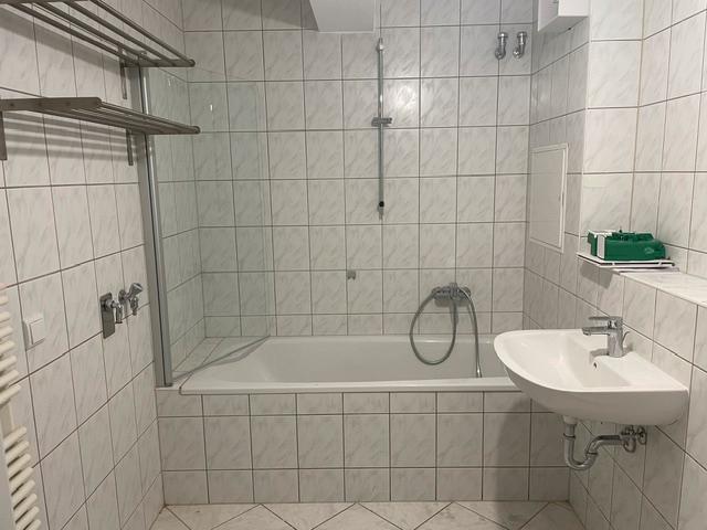 Dachgeschoßwohnung Erfurt - 2 Zimmer, 62 m&sup2;, 750&euro; | Angebot:26645930