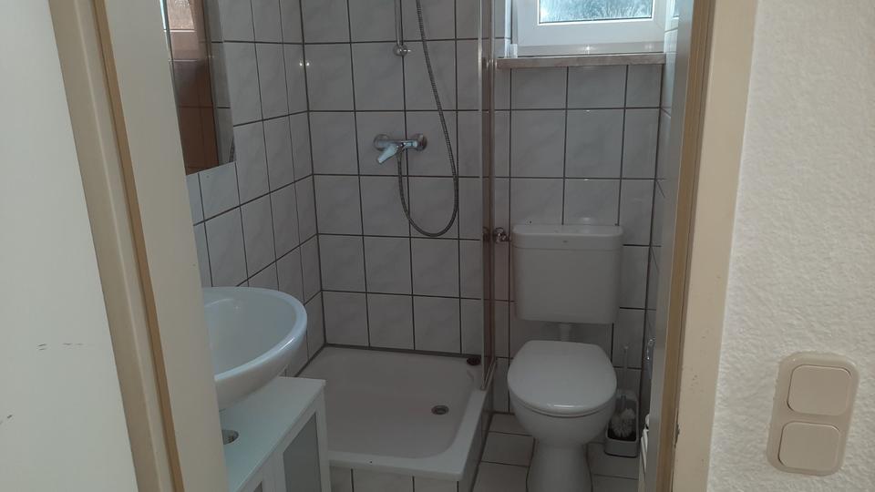 Etagenwohnung Aalen Dewangen - 1 Zimmer, 20 m&sup2;, 325&euro; | Angebot:24756239