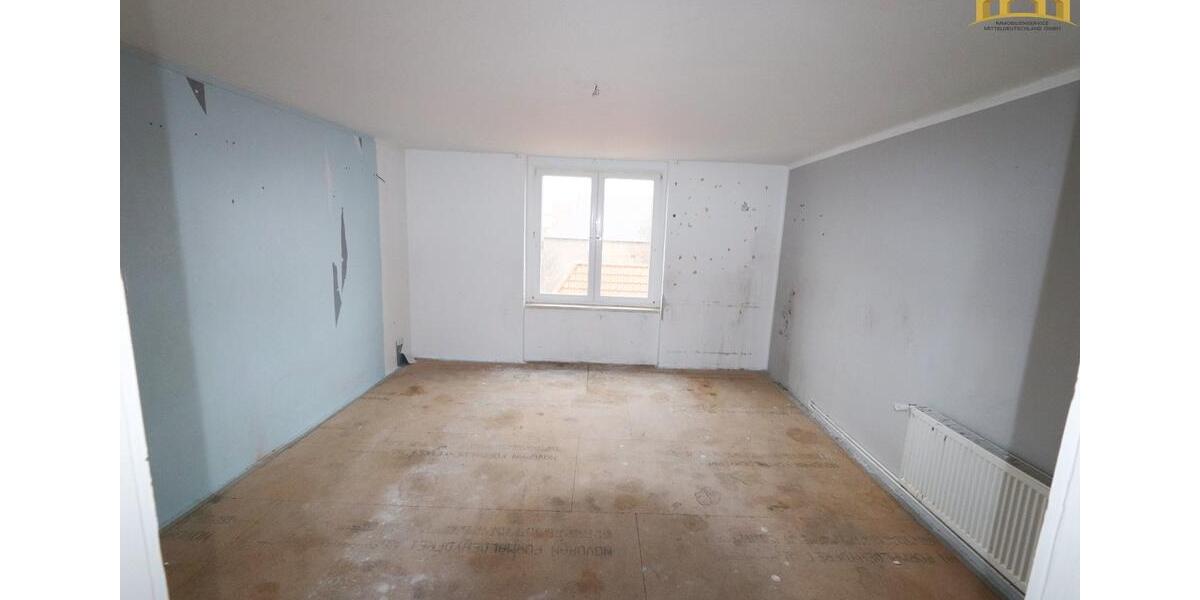 Dachgeschoßwohnung Hettstedt - 4 Zimmer, 120 m&sup2;, 540&euro; | Angebot:24942829