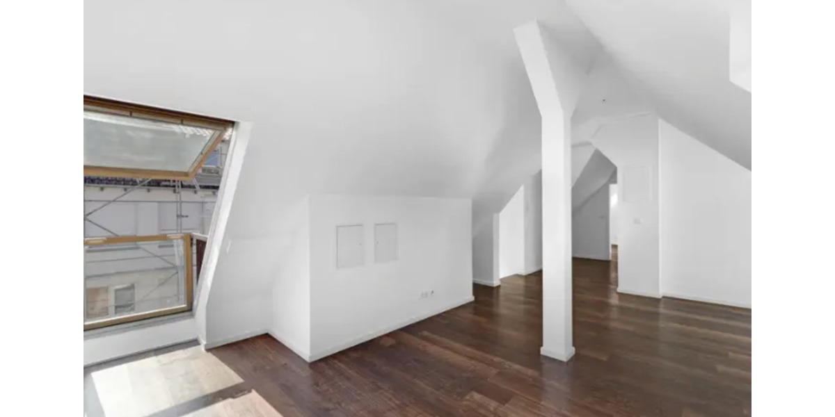 Dachgeschoßwohnung Esslingen am Neckar - 2.5 Zimmer, 49 m&sup2;, 900&euro; | Angebot:24615012