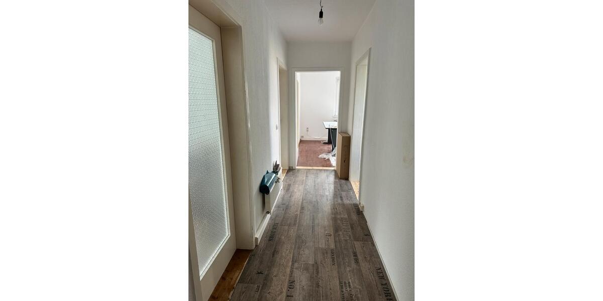 Etagenwohnung Geithain - 1 Zimmer, 71 m&sup2;, 351&euro; | Angebot:25570331