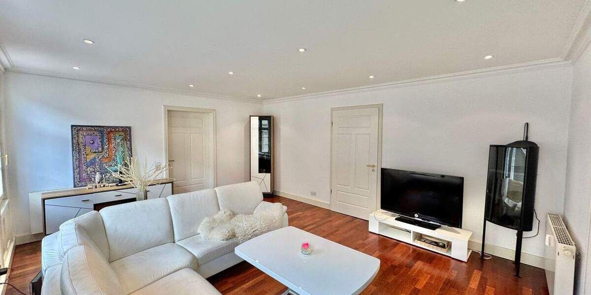 Schöne Altbauwohnung in Citylage 5 zimmer