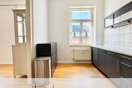 Wohnung Aachen Aachen-Mitte - 4 Zimmer, 125 m&sup2;, 1.300&euro; | Angebot:25820454
