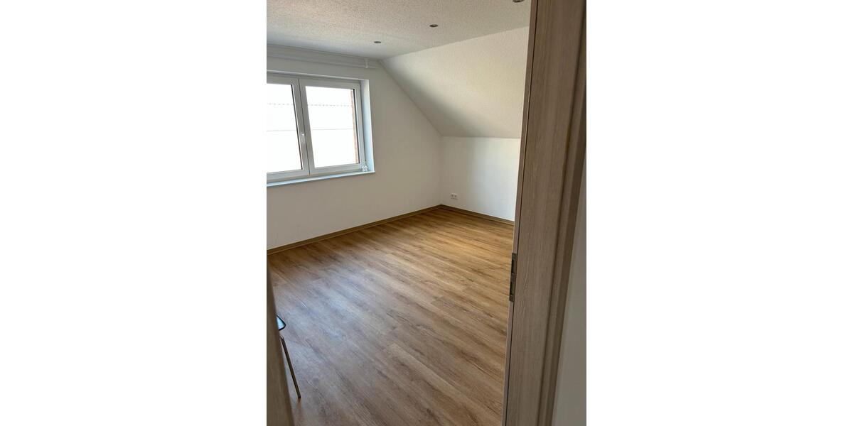 Etagenwohnung Neuenkirchen - 3 Zimmer, 115 m&sup2;, 1.250&euro; | Angebot:26130726