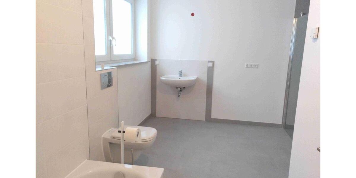 Etagenwohnung Schwaigern - 3 Zimmer, 104 m&sup2;, 1.248&euro; | Angebot:26704416