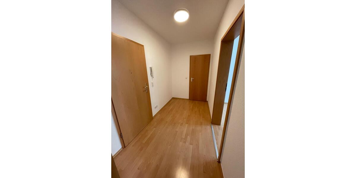 Hochparterre Friedrichroda - 2 Zimmer, 67 m&sup2;, 600&euro; | Angebot:24715816
