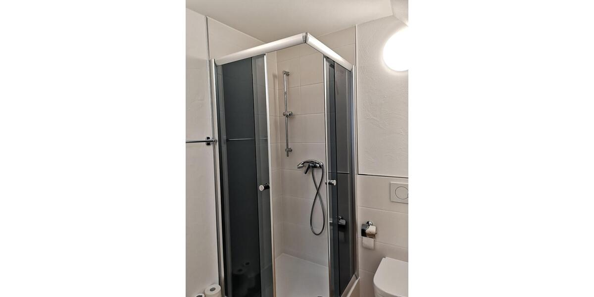 Hochparterre Sachsenheim - 1 Zimmer, 24 m&sup2;, 490&euro; | Angebot:25965686