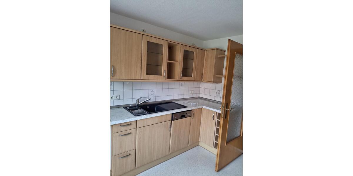 3 Zimmer Wohnung, Garage, Garten, Terasse, HR Holzhausen 3 zimmer