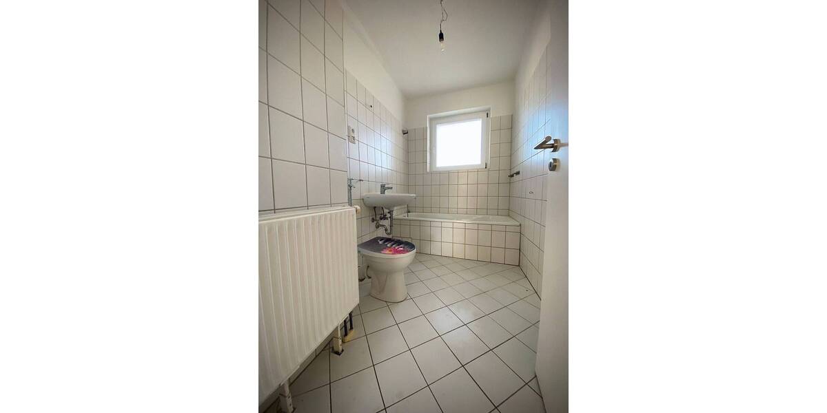 Etagenwohnung Nürnberg Großreuth h d Veste - 4 Zimmer, 109 m&sup2;, 1.150&euro; | Angebot:26203712