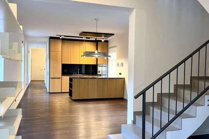 Wohnung Neustadt an der Weinstraße Diedesfeld - 4 Zimmer, 174 m&sup2;, 1.400&euro; | Angebot:27107899