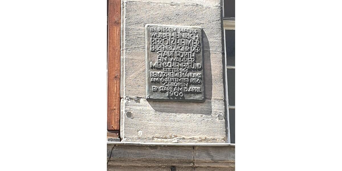 Etagenwohnung Fürth Altstadt - 3 Zimmer, 74 m&sup2;, 1.279&euro; | Angebot:25856516