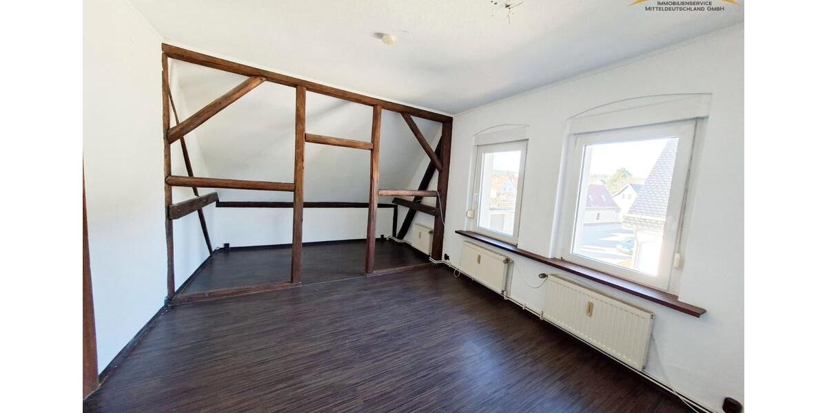 Dachgeschoßwohnung Eisleben (Lutherstadt) - 2 Zimmer, 69 m&sup2;, 430&euro; | Angebot:26177818