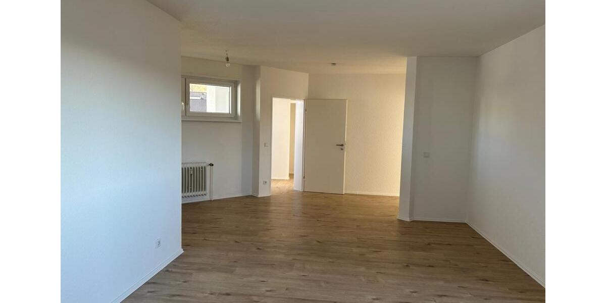 Wohnen auf Zeit Bad Berleburg - 4 Zimmer, 94 m&sup2;, 300&euro; | Angebot:25905969