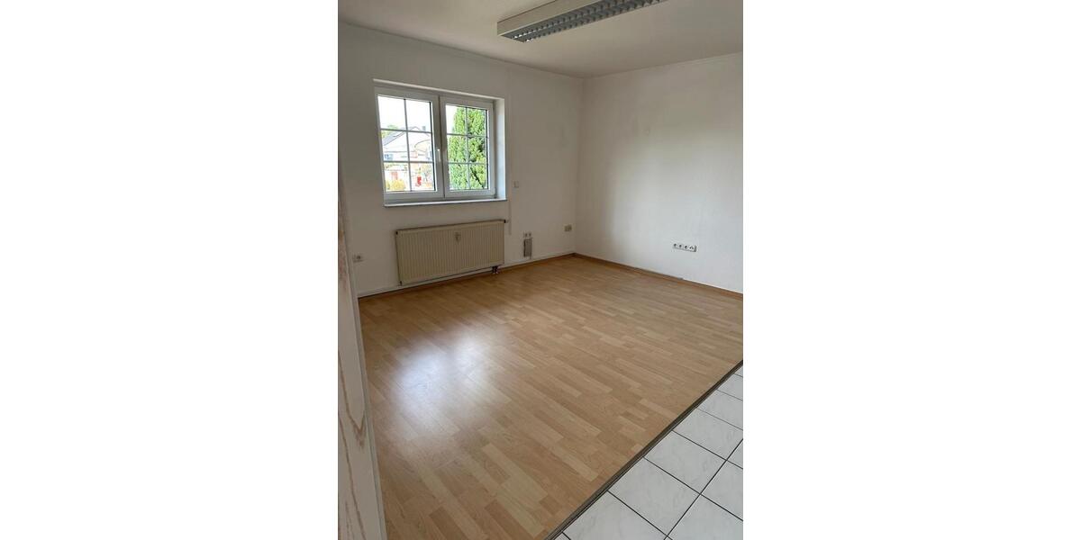 Gewerbeobjekt Bruchköbel - 700&euro; | Angebot:24877686