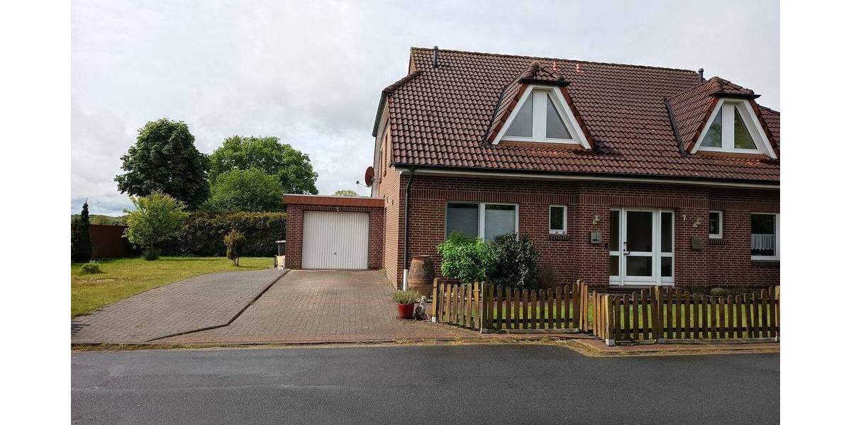 Doppelhaushälfte Zetel - 3 Zimmer, 97 m&sup2;, 750&euro; | Angebot:26833560
