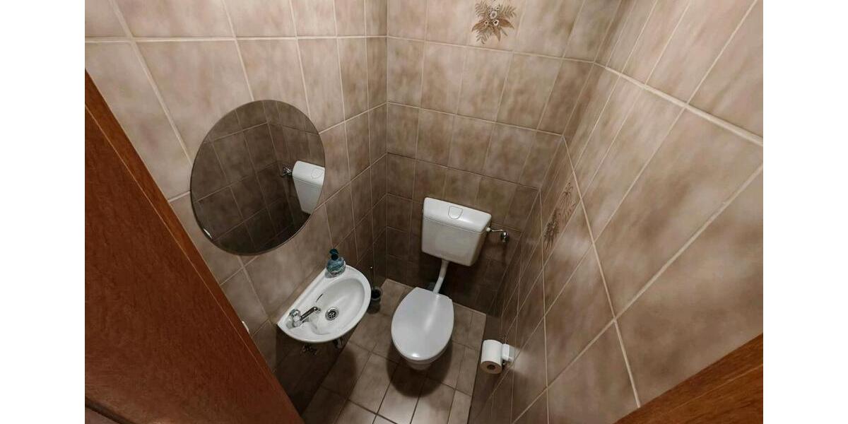 Erdgeschoßwohnung Tiefenbach - 4.5 Zimmer, 100 m&sup2;, 1.100&euro; | Angebot:26014465