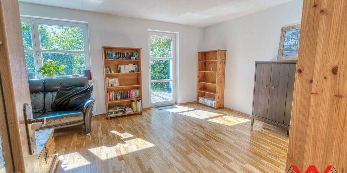 Mehrfamilienhaus, Wohnhaus Ebersberg - 6 Zimmer, 144 m&sup2;, 2.100&euro; | Angebot:26554388