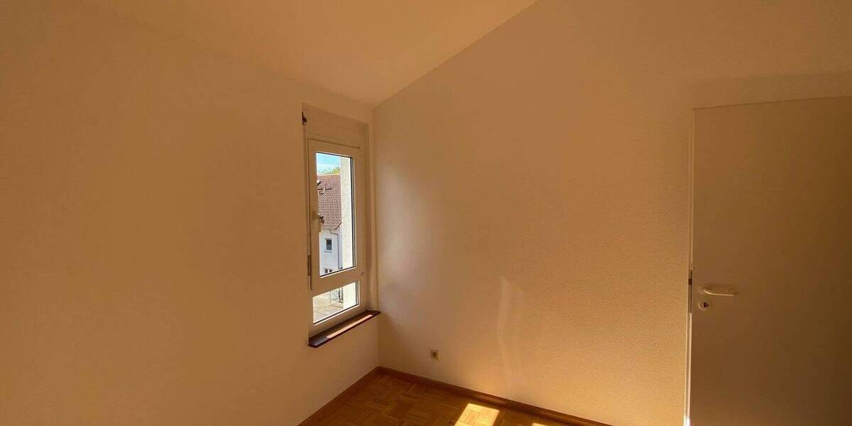 Etagenwohnung Steinen Höllstein - 3 Zimmer, 117 m&sup2;, 1.190&euro; | Angebot:26687576