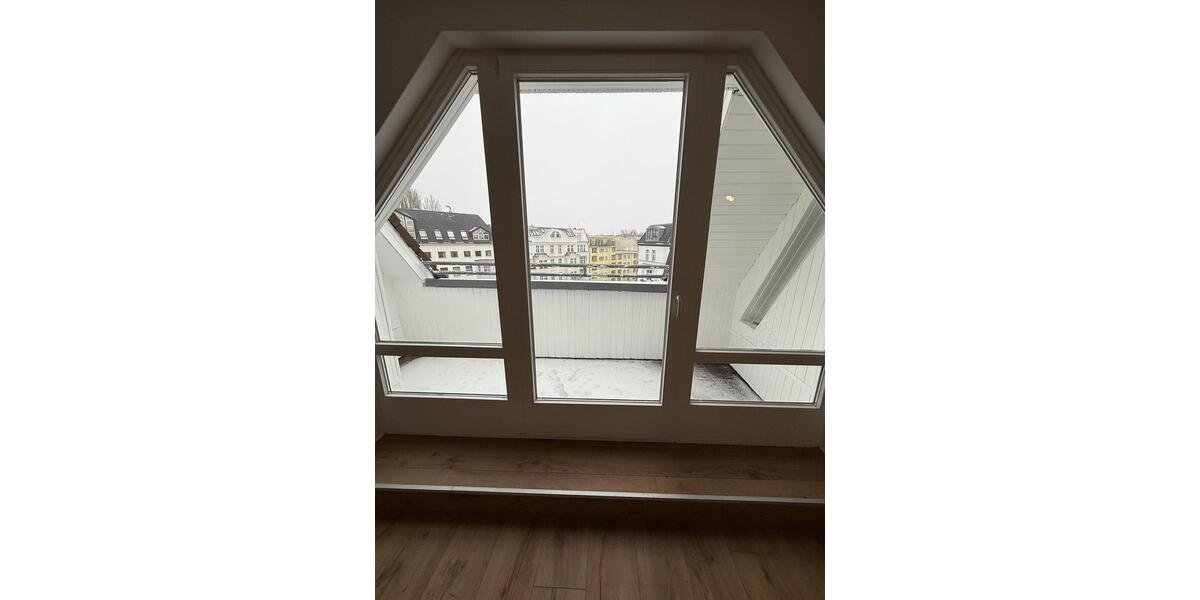 Einfamilienhaus Berlin Charlottenburg-Wilmersdorf - 3 Zimmer, 152 m&sup2;, 2.386&euro; | Angebot:25144230