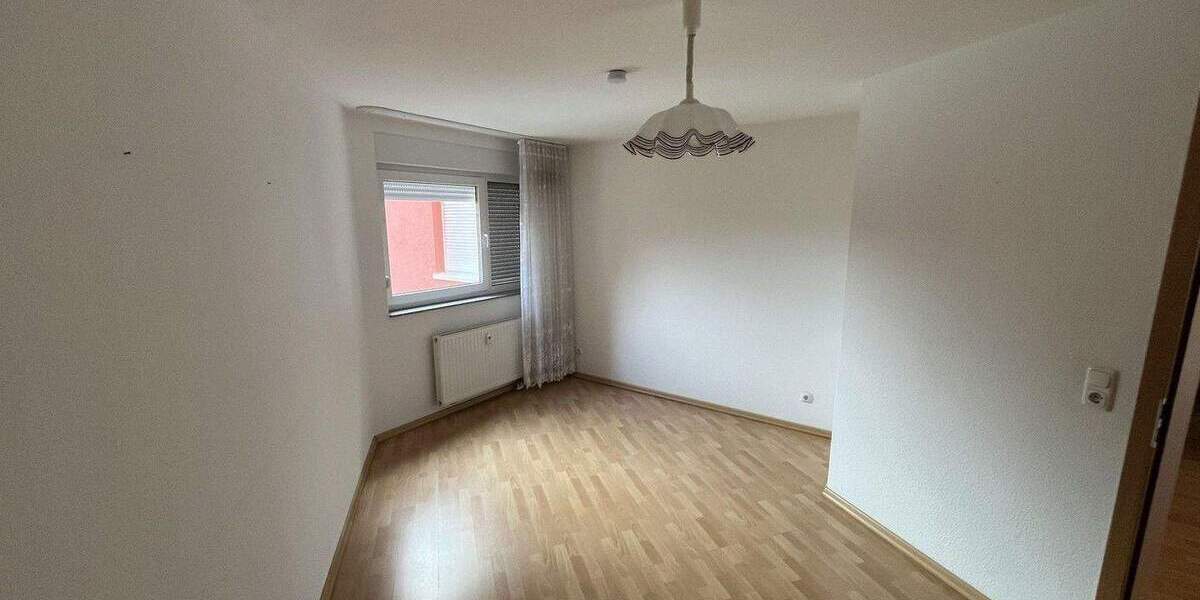 Etagenwohnung Essen Gerschede - 2 Zimmer, 68 m&sup2;, 700&euro; | Angebot:25158043