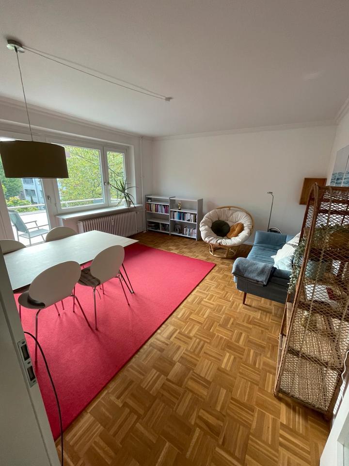 Helle 3-Zimmer-Wohnung - teilmöbliert - 1.11. - 2012.25 zimmer