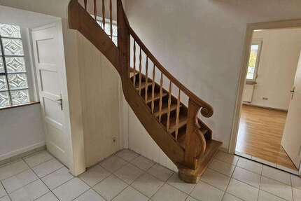 Haus zum Mieten in Balingen 830 € 115 m² 4 zimmer