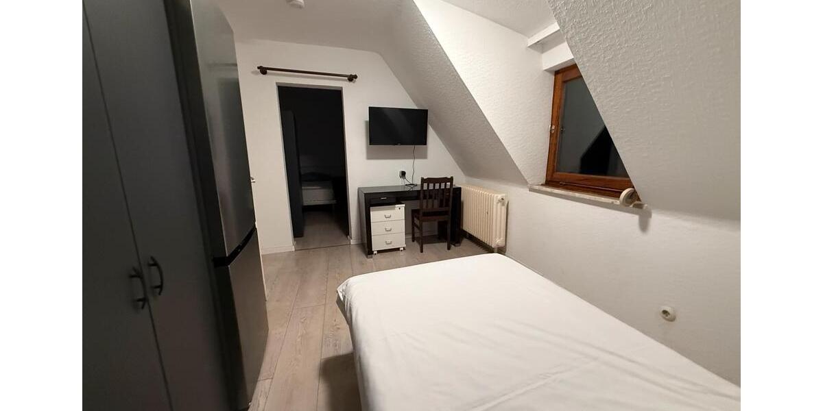 Wohnen auf Zeit Altena - 5 Zimmer, 100 m&sup2;, 10&euro; | Angebot:26127811