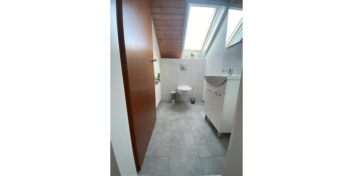 Dachgeschoßwohnung Heidenheim an der Brenz Aufhausen - 4 Zimmer, 105 m&sup2;, 900&euro; | Angebot:24604346