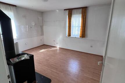 Wohnung Eschwege - 2 Zimmer, 51 m&sup2;, 300&euro; | Angebot:25993473