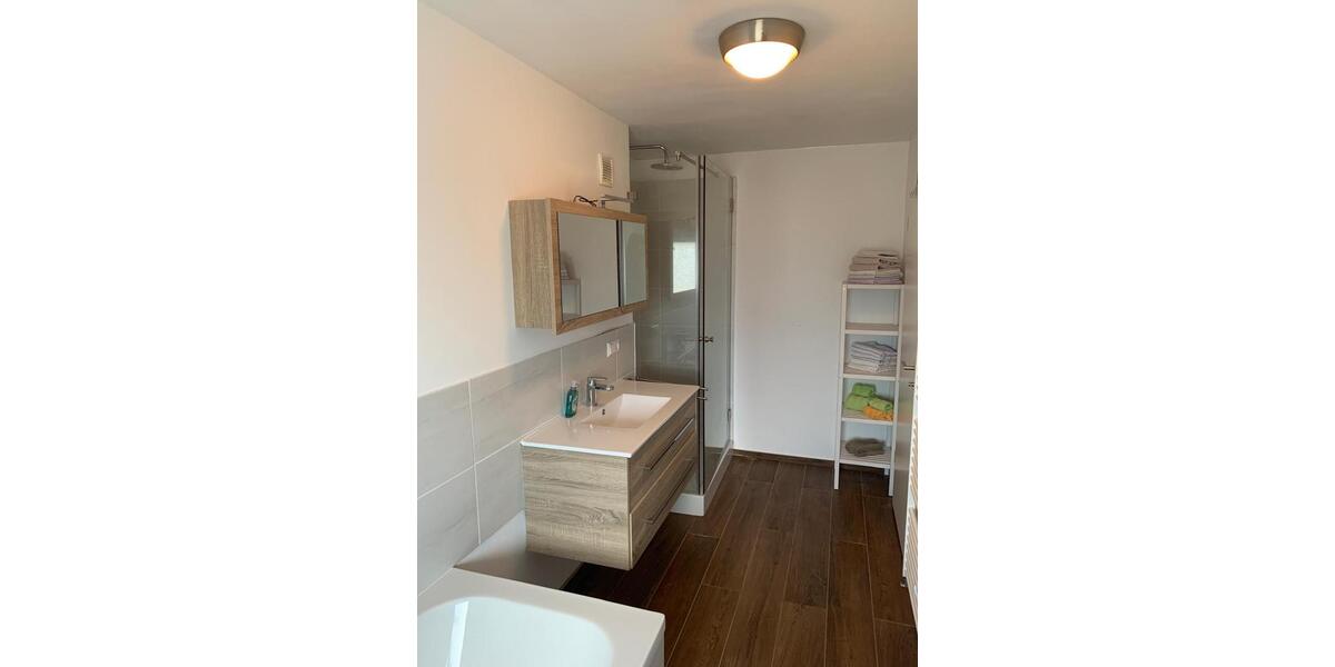 Etagenwohnung Jembke - 3.5 Zimmer, 120 m&sup2;, 960&euro; | Angebot:26019396