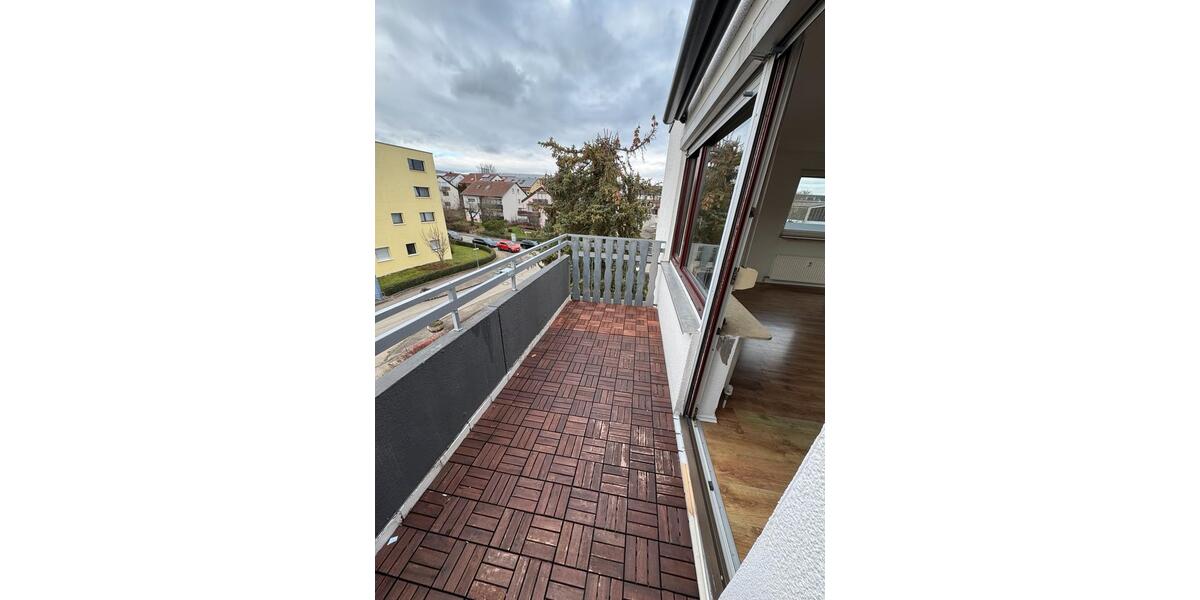 Etagenwohnung Neuhausen auf den Fildern - 3 Zimmer, 74 m&sup2;, 1.100&euro; | Angebot:26567976