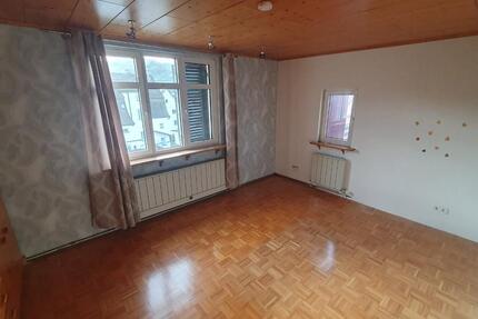Wohnung Geislingen an der Steige - 3 Zimmer, 80 m&sup2;, 800&euro; | Angebot:25234583