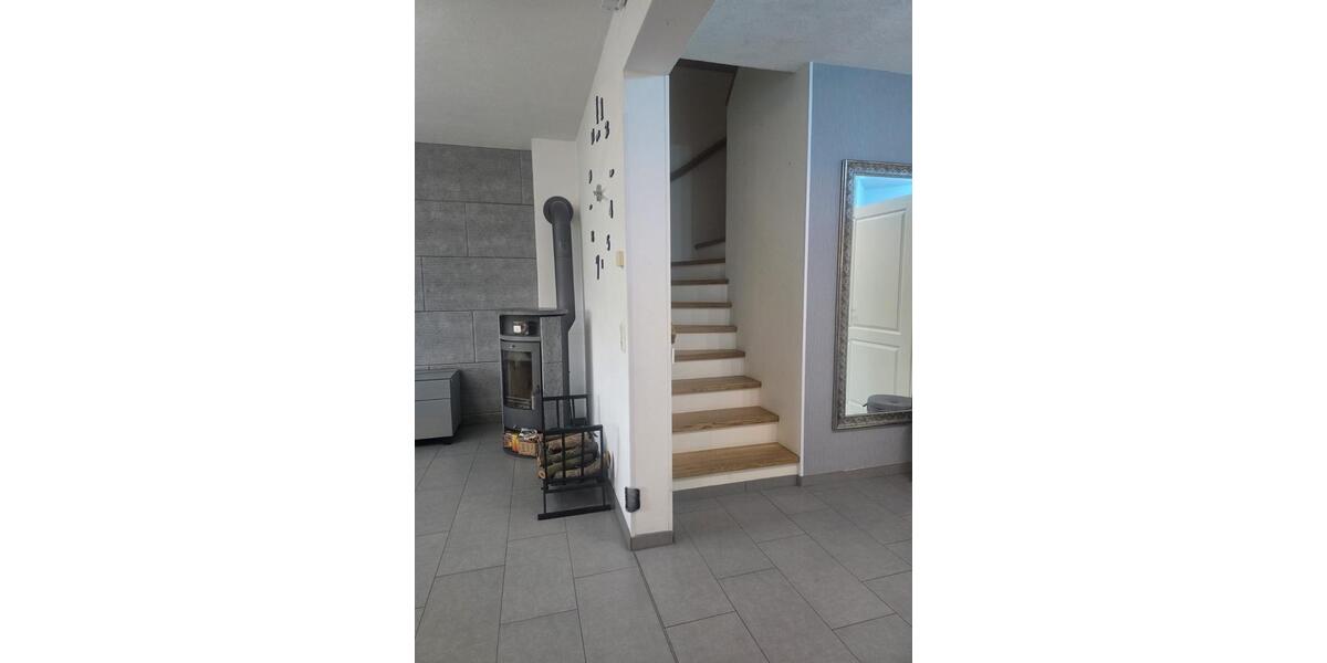Wohnen auf Zeit Delmenhorst Deichhorst - 4 Zimmer, 115 m&sup2;, 2.000&euro; | Angebot:26119351