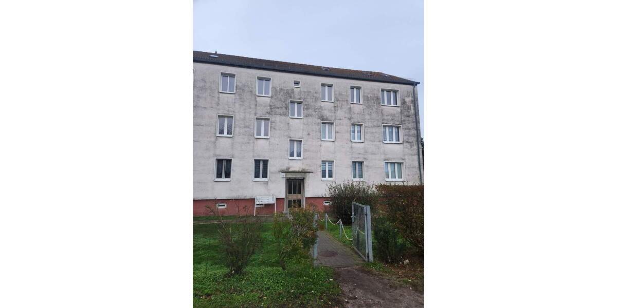 Etagenwohnung Lutherstadt Wittenberg Piesteritz - 4 Zimmer, 74 m&sup2;, 449&euro; | Angebot:24368512