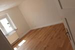Etagenwohnung Weiden in der Oberpfalz - 4 Zimmer, 110 m&sup2;, 1.200&euro; | Angebot:26521936