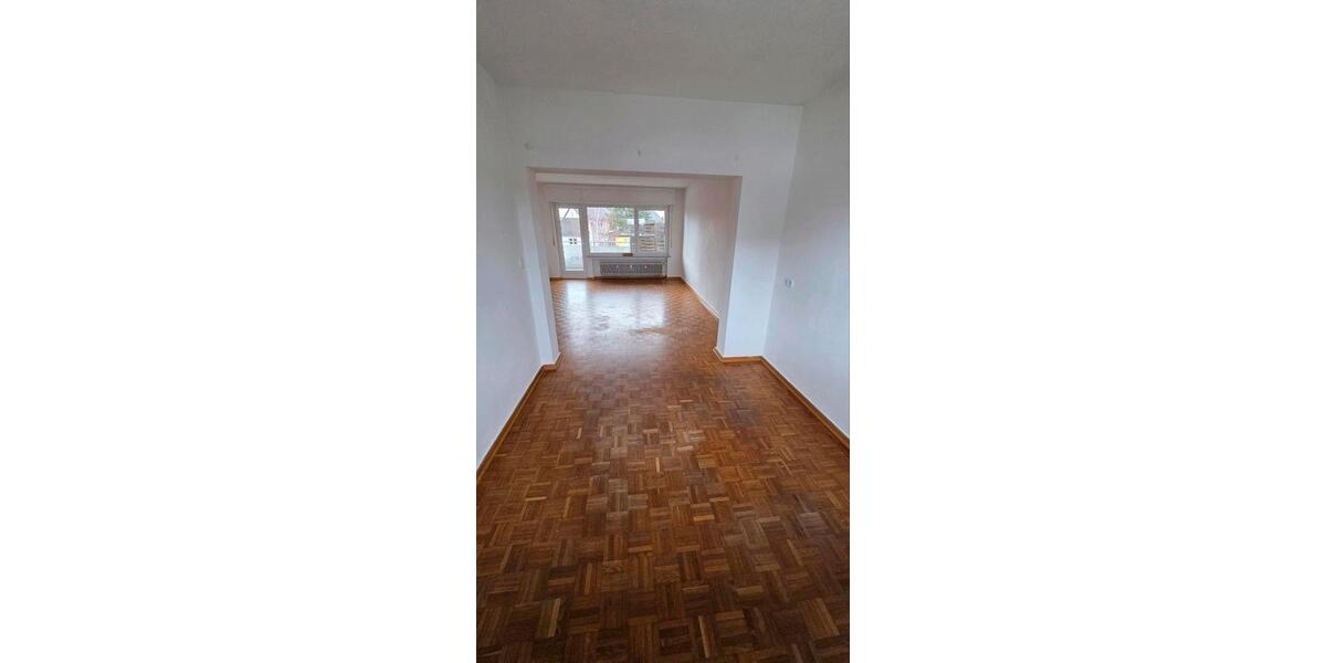 Etagenwohnung Rodgau - 4 Zimmer, 100 m&sup2;, 1.600&euro; | Angebot:25409896