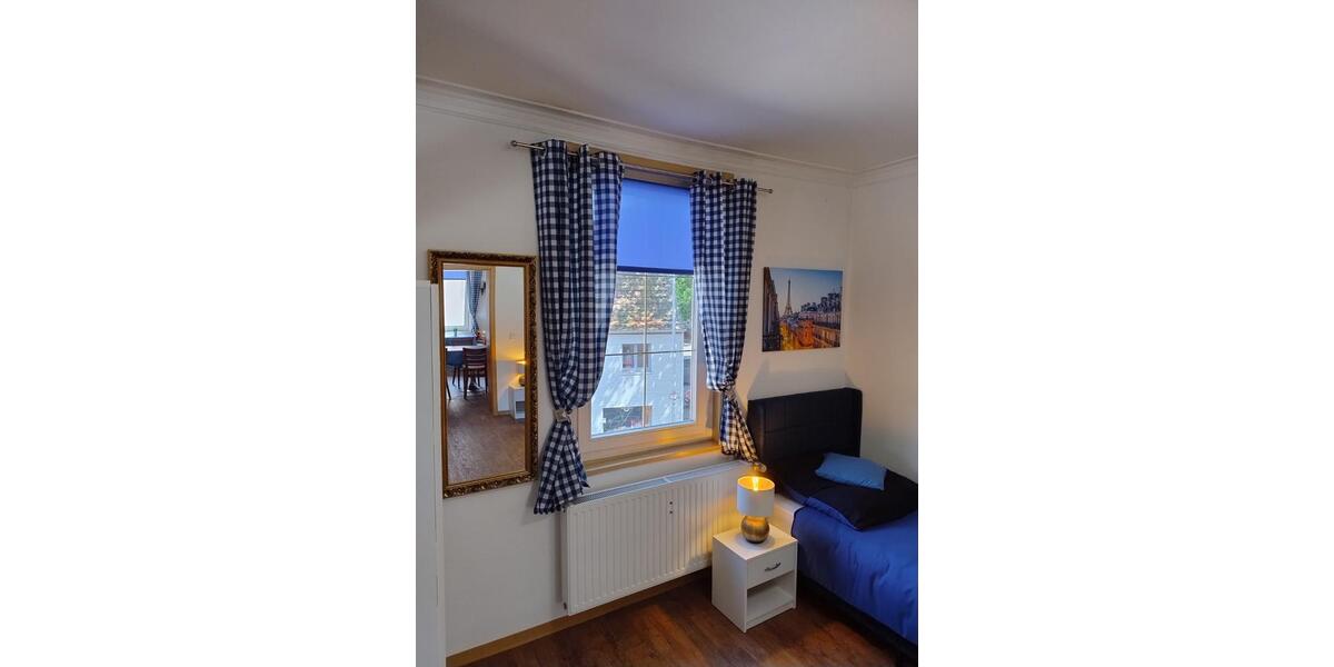 Etagenwohnung Kornwestheim - 5 Zimmer, 110 m&sup2;, 500&euro; | Angebot:25856633