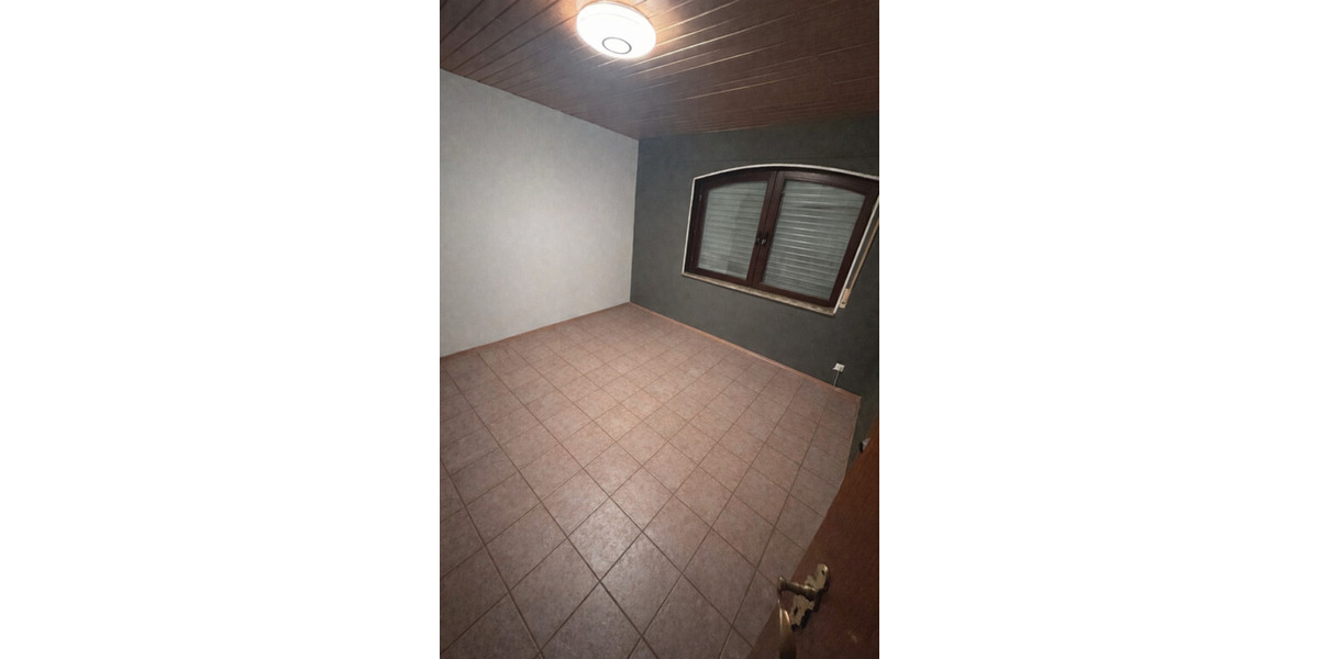 Großzügige 4-Zimmer-Wohnung mit Süd-Balkon in Delliehausen Uslar 4 zimmer