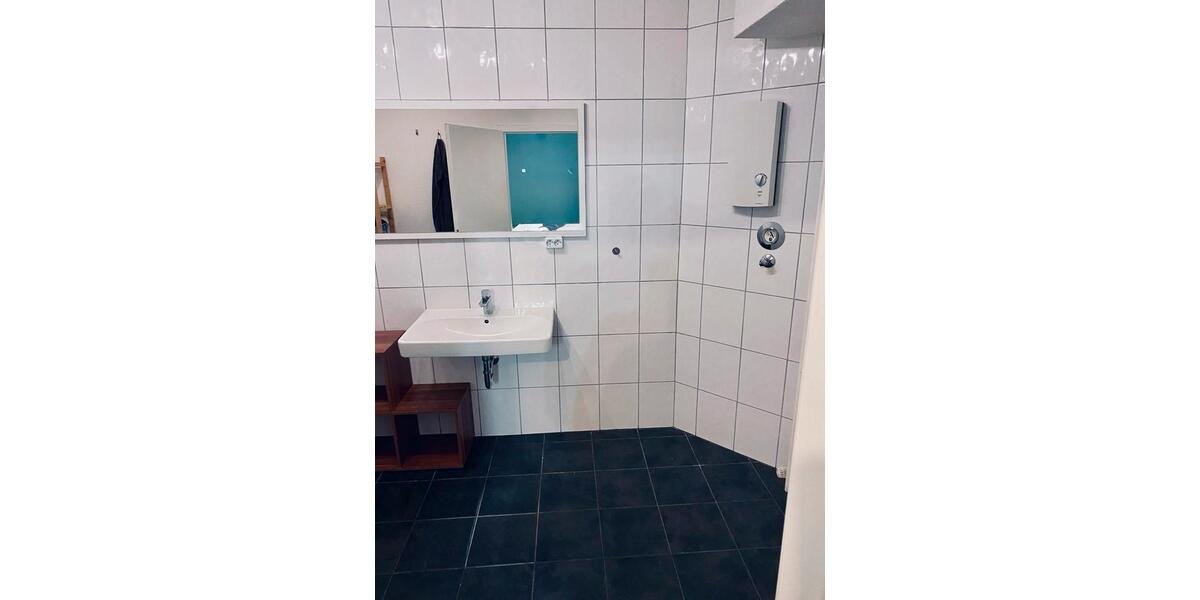 Wohnen auf Zeit Gießen Allendorf - 1 Zimmer, 16 m&sup2;, 590&euro; | Angebot:23796256