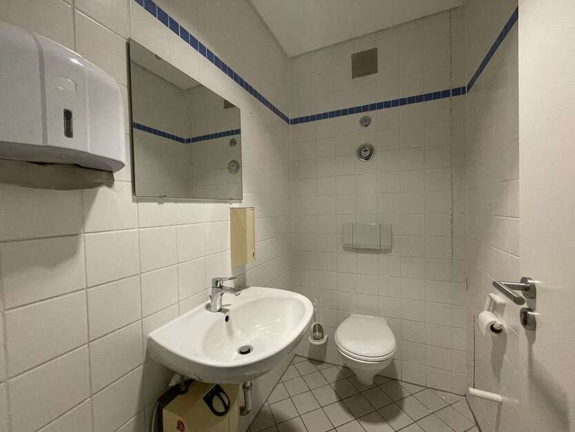 Ruhig aber zentral- Ihr neues Büro in den Gohlis Arkaden! 3 zimmer