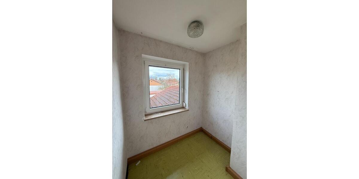 Etagenwohnung Baar-Ebenhausen Ebenhausen - 3 Zimmer, 74 m&sup2;, 1.050&euro; | Angebot:25886322