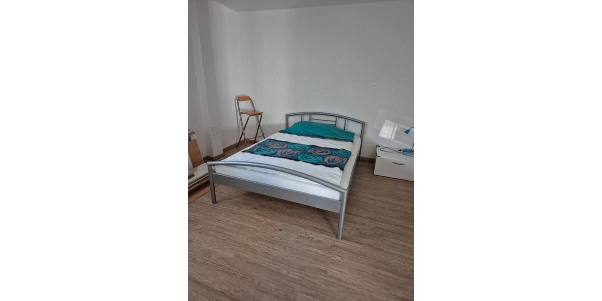 Wohnen auf Zeit Wäschenbeuren - 3 Zimmer, 120 m&sup2;, 490&euro; | Angebot:25996408