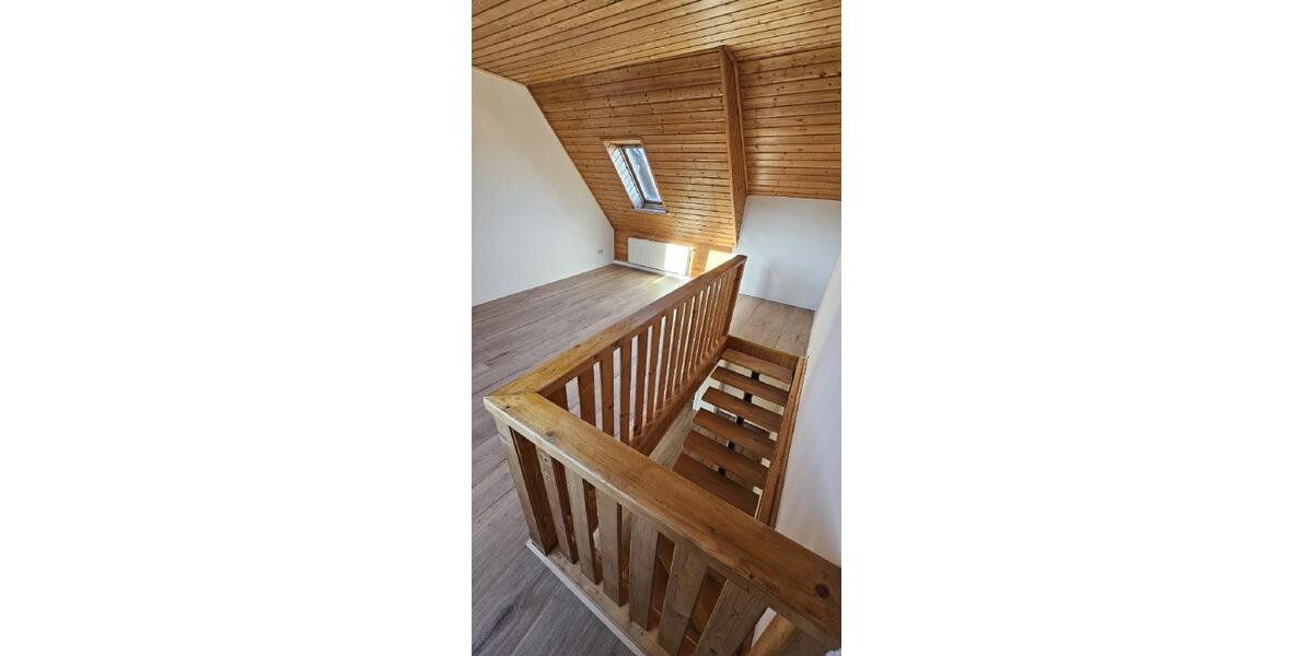 Modernisierte 2-Zimmer-Maisonette mit Balkon – Ihr neues Zuhause auf zwei Etagen 2 zimmer