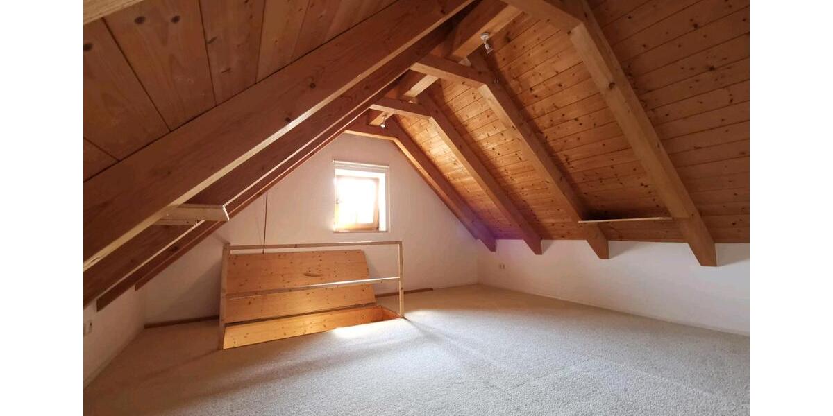 Dachgeschoßwohnung Kirchdorf an der Amper - 3 Zimmer, 90 m&sup2;, 1.150&euro; | Angebot:26225273