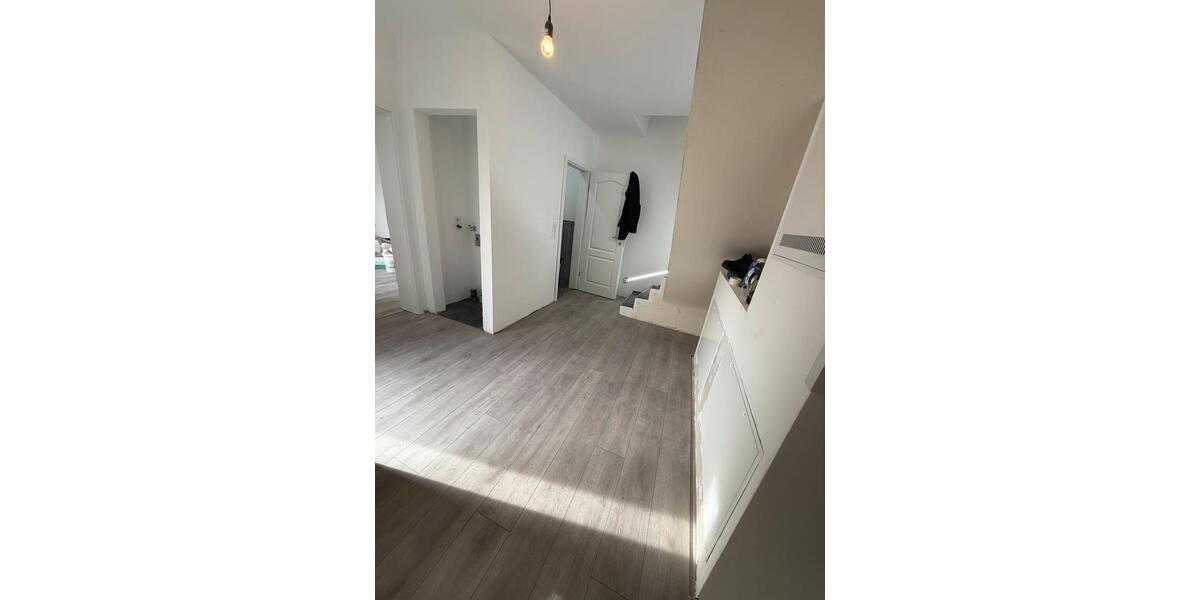 Reihenhaus Sankt Augustin - 5 Zimmer, 107 m&sup2;, 1.850&euro; | Angebot:25967723