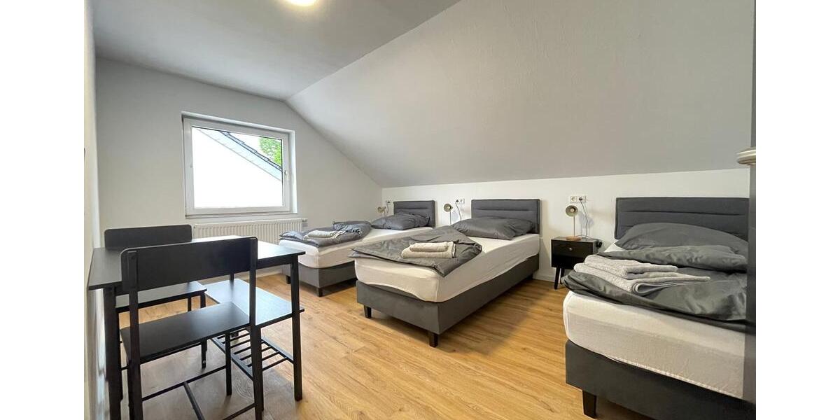 Wohnen auf Zeit Lohmar - 8 Zimmer, 120 m&sup2;, 35&euro; | Angebot:26632712