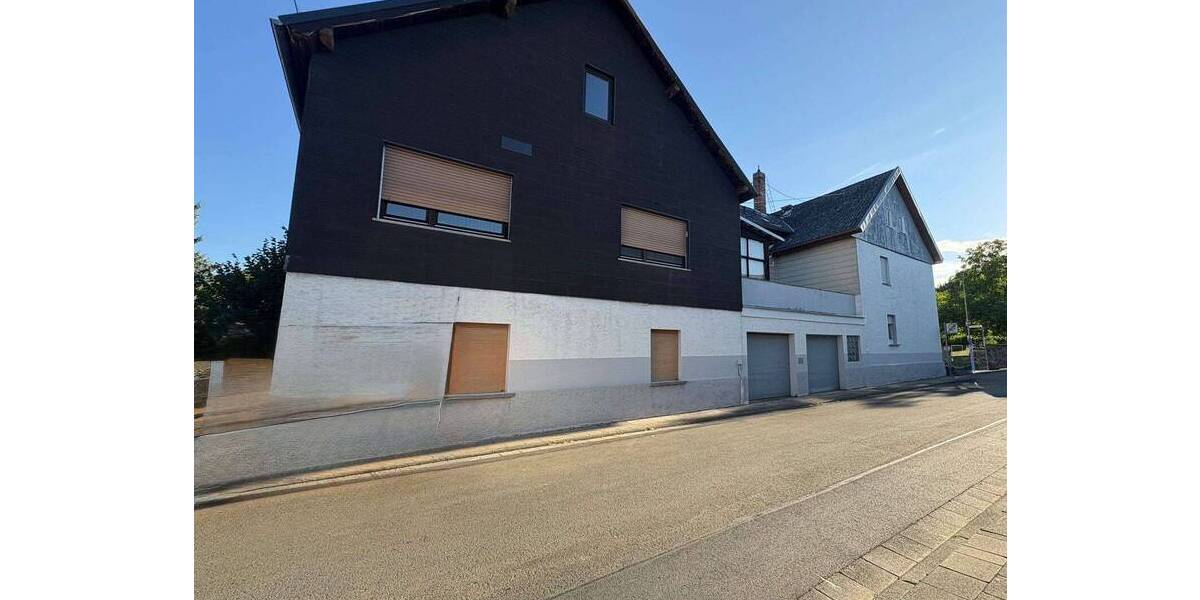 Etagenwohnung Linden Großen-Linden - 5 Zimmer, 150 m&sup2;, 1.150&euro; | Angebot:26713069